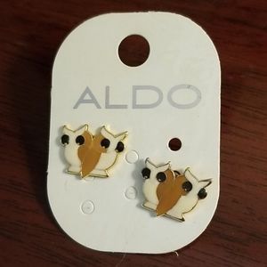 Pair of owls pierced earrings NEW